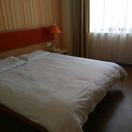 Home Inn Jiaxing Eksteriør billede