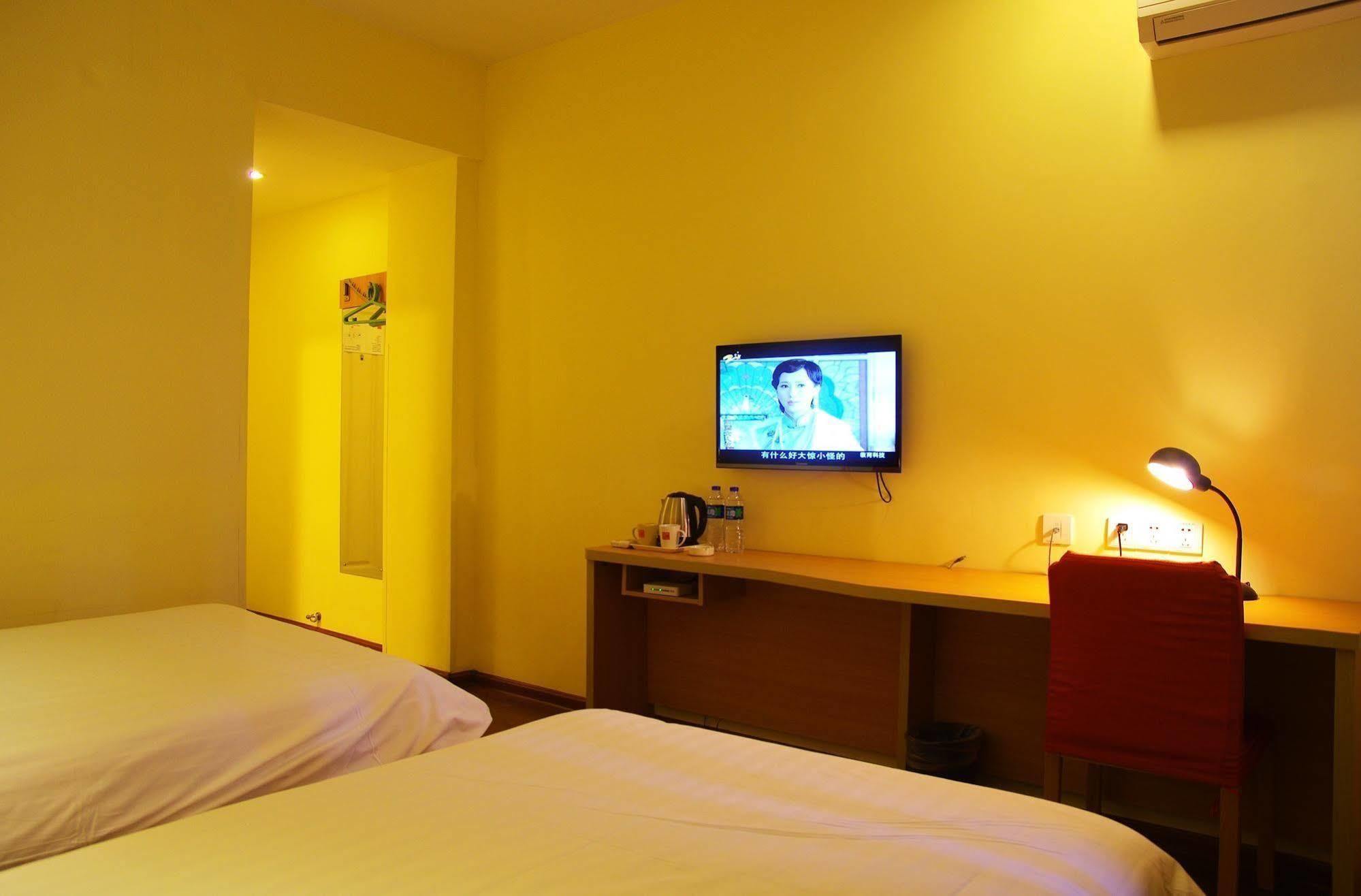 Home Inn Jiaxing Eksteriør billede